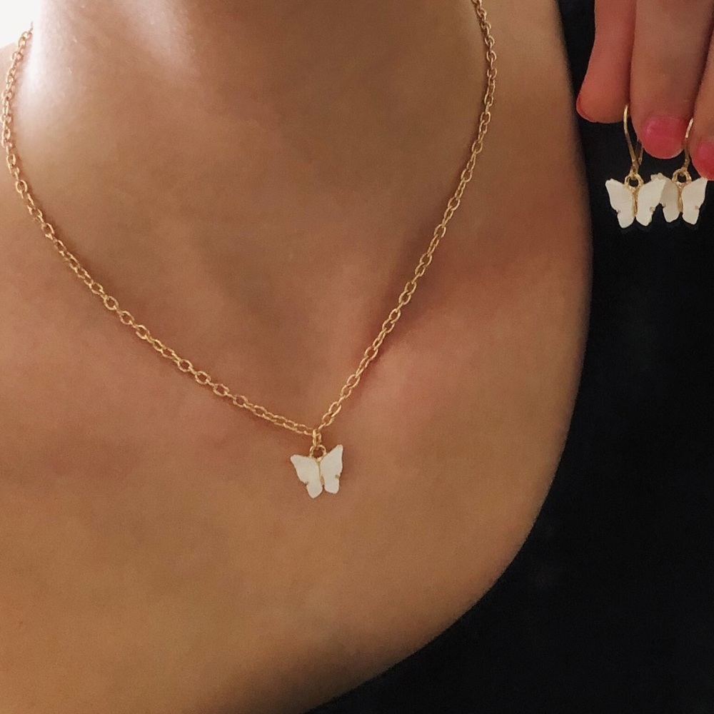 Gold butterfly jewelry set